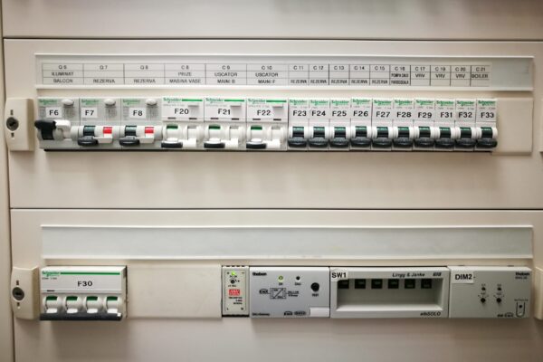 Electric-panel-intelligent-building-automation-Aleea-Alexandru Electric-panel-intelligent-building-automation-Aleea-Alexandru