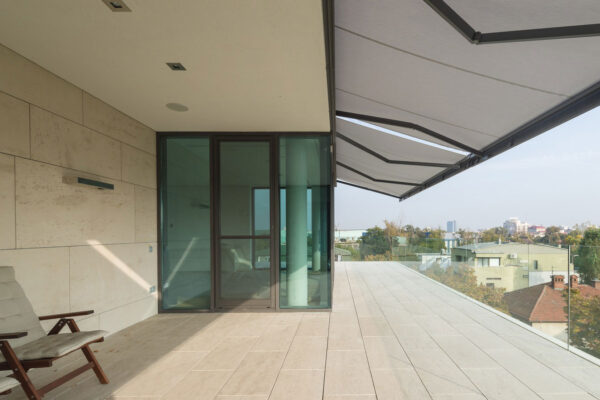 Parasolar-terasa-smart-home-Mora Parasolar-terasa-smart-home-Mora