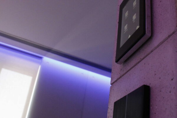 Control-Smart-Home-Penthouse-Z