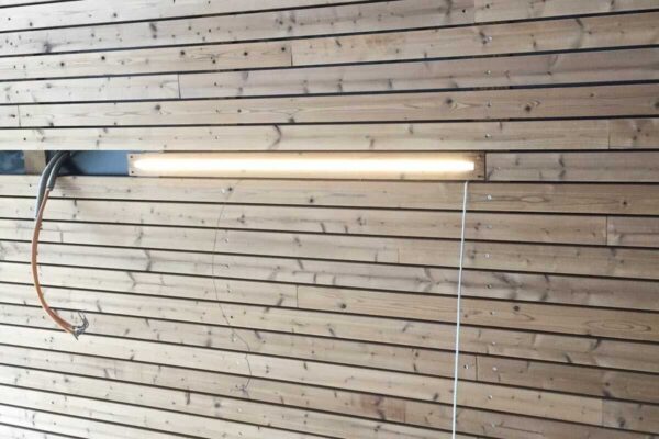 Corp-iluminat-Cuibul-de-lemn Corp-iluminat-Cuibul-de-lemn