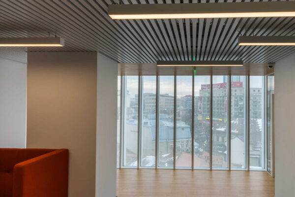 Smart-lighting-fixtures-Simpology