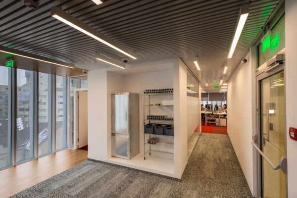 Smart-lighting-office-Simpology
