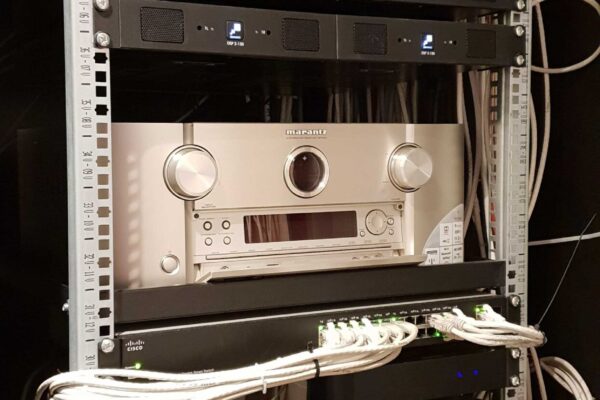 Rack-Marantz-audio-Penthouse-Z