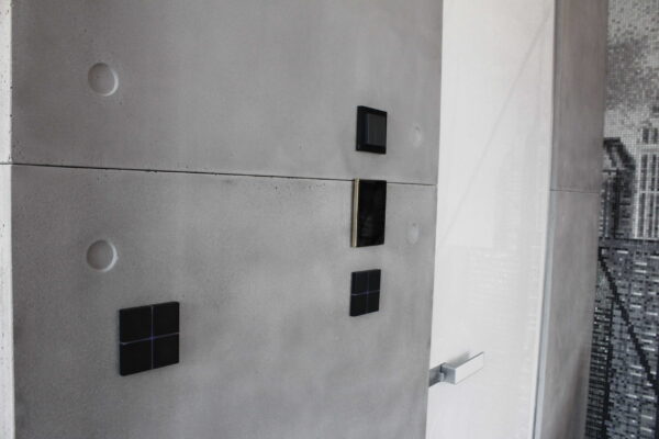 Smart-Home-Control-Touch-Panel-Keypad-Penthouse-Z