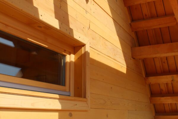 Smart-Home-wooden-holiday-house-Cornu-1 Smart-Home-wooden-holiday-house-Cornu-1