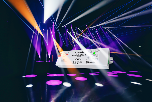 AudioInRoom - controller audio KNX cu Bluetooth, de la Zennio, conceput pentru camere de hotel