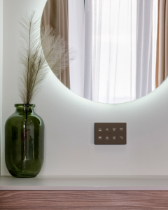 Flat XL Zennio cu 8 butoane