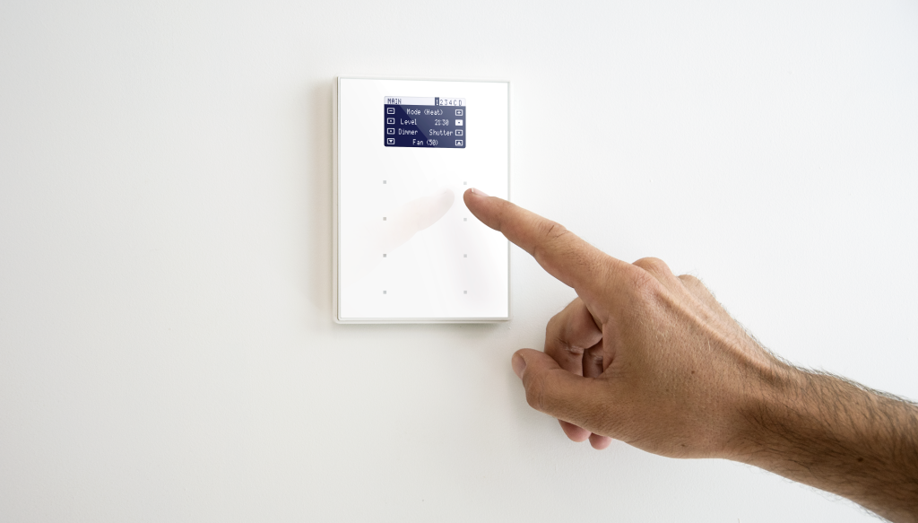 Panou tactil TMD-Display View de la Zennio