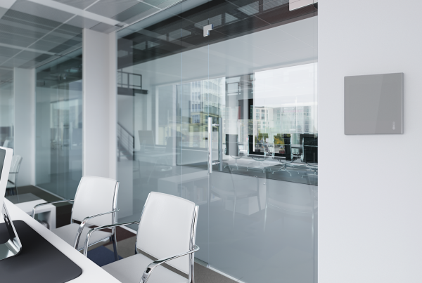 Flat AmbienT de la Zennio - senzor de temperatura cu design modern