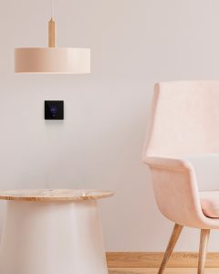 Room controller Zennio din gama Flat