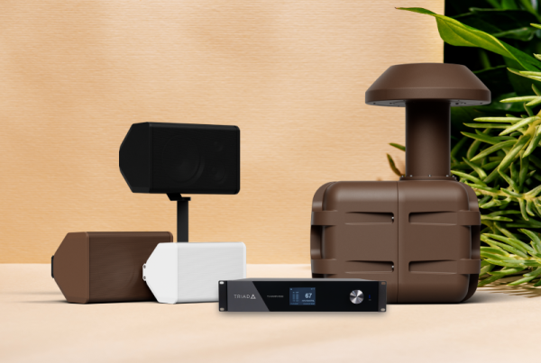 Triad Stratus Series - sistem audio pentru spatii exterioare